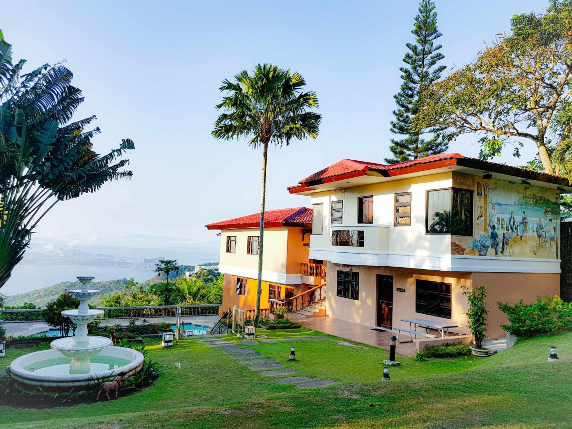 Villa Marinelli Bed And Breakfast Tagaytay City Exterior photo