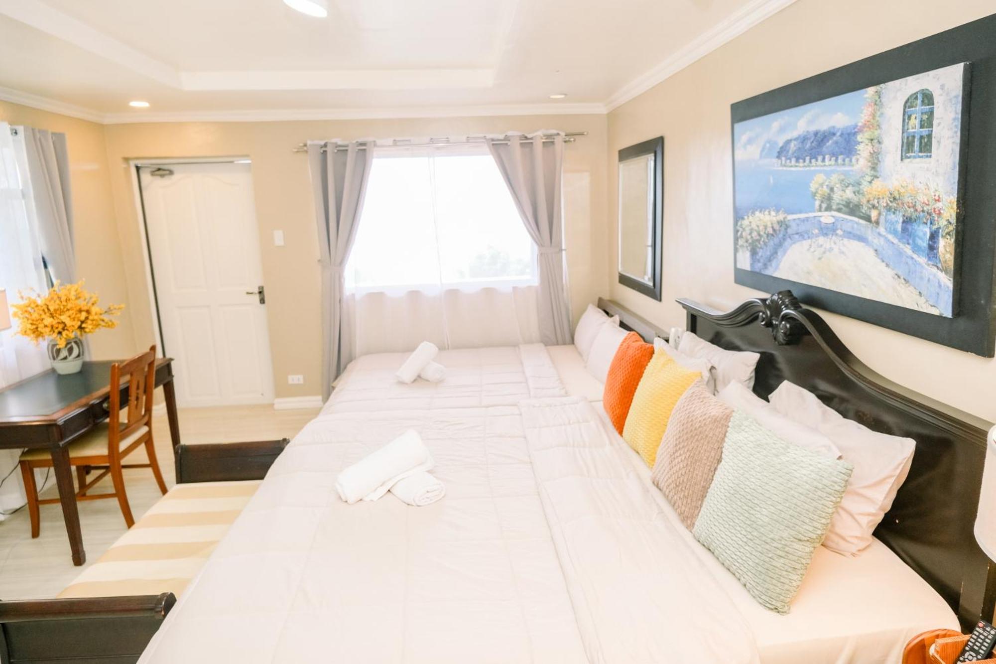 Villa Marinelli Bed And Breakfast Tagaytay City Exterior photo