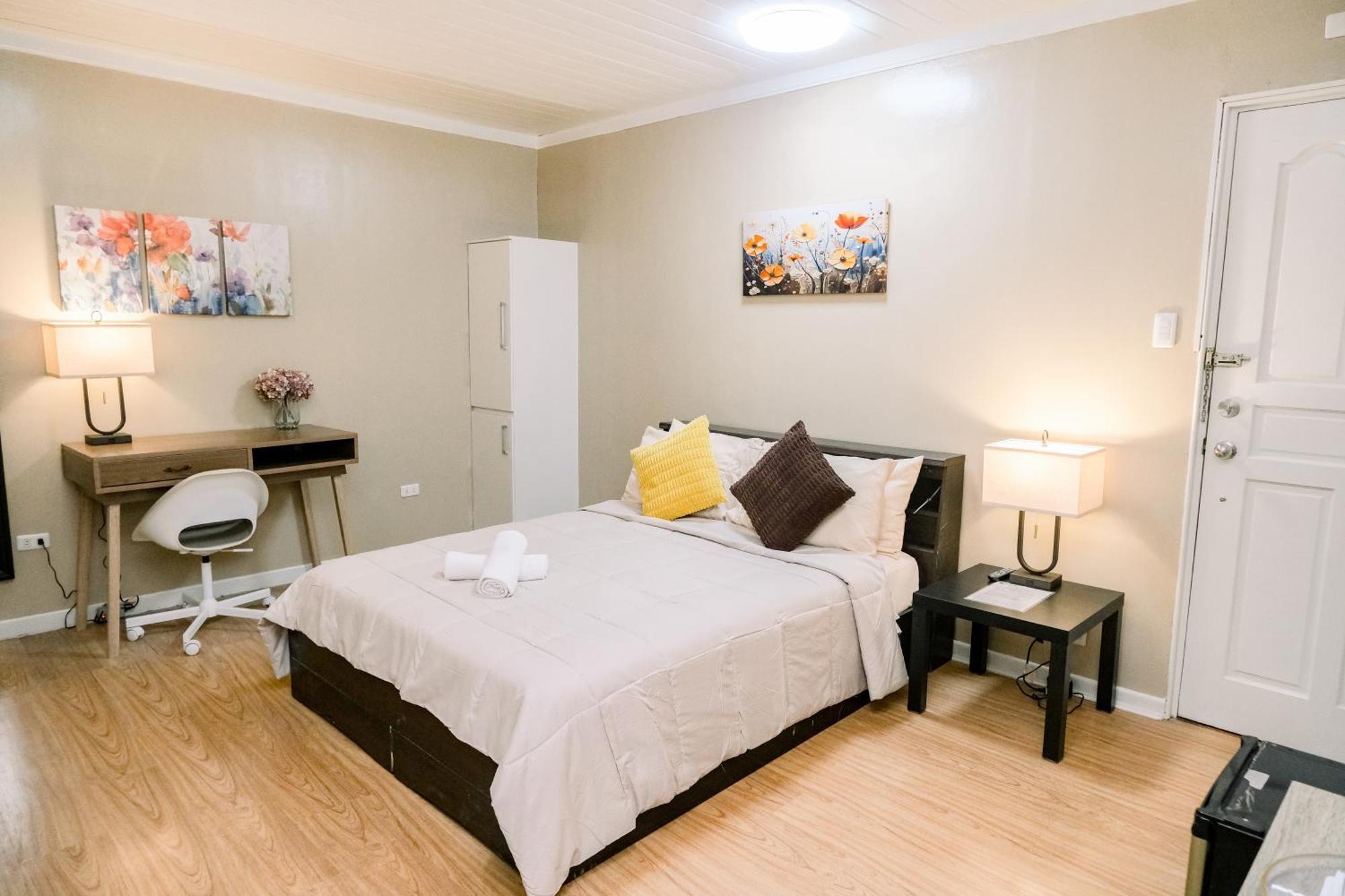 Villa Marinelli Bed And Breakfast Tagaytay City Exterior photo