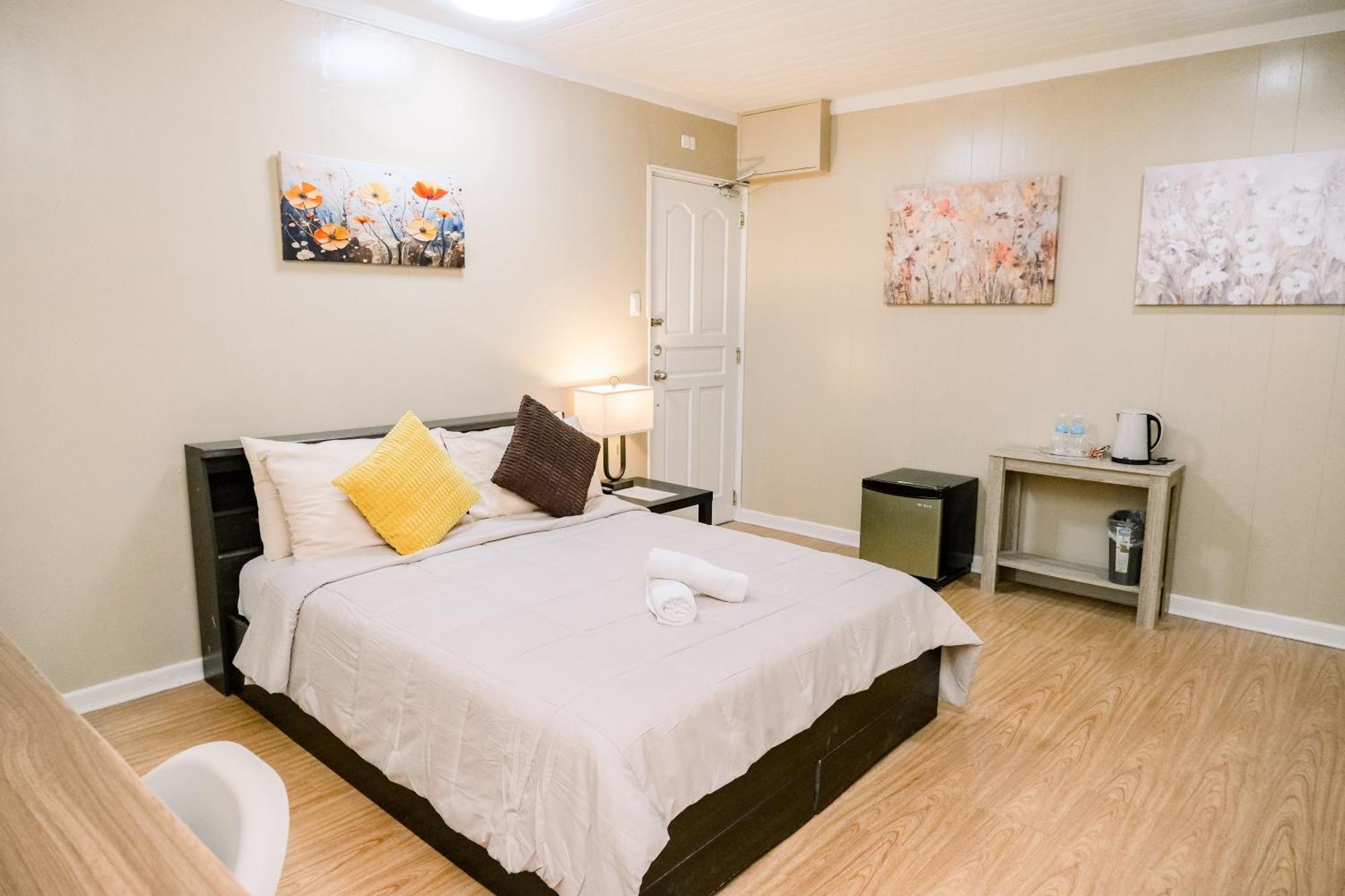 Villa Marinelli Bed And Breakfast Tagaytay City Exterior photo