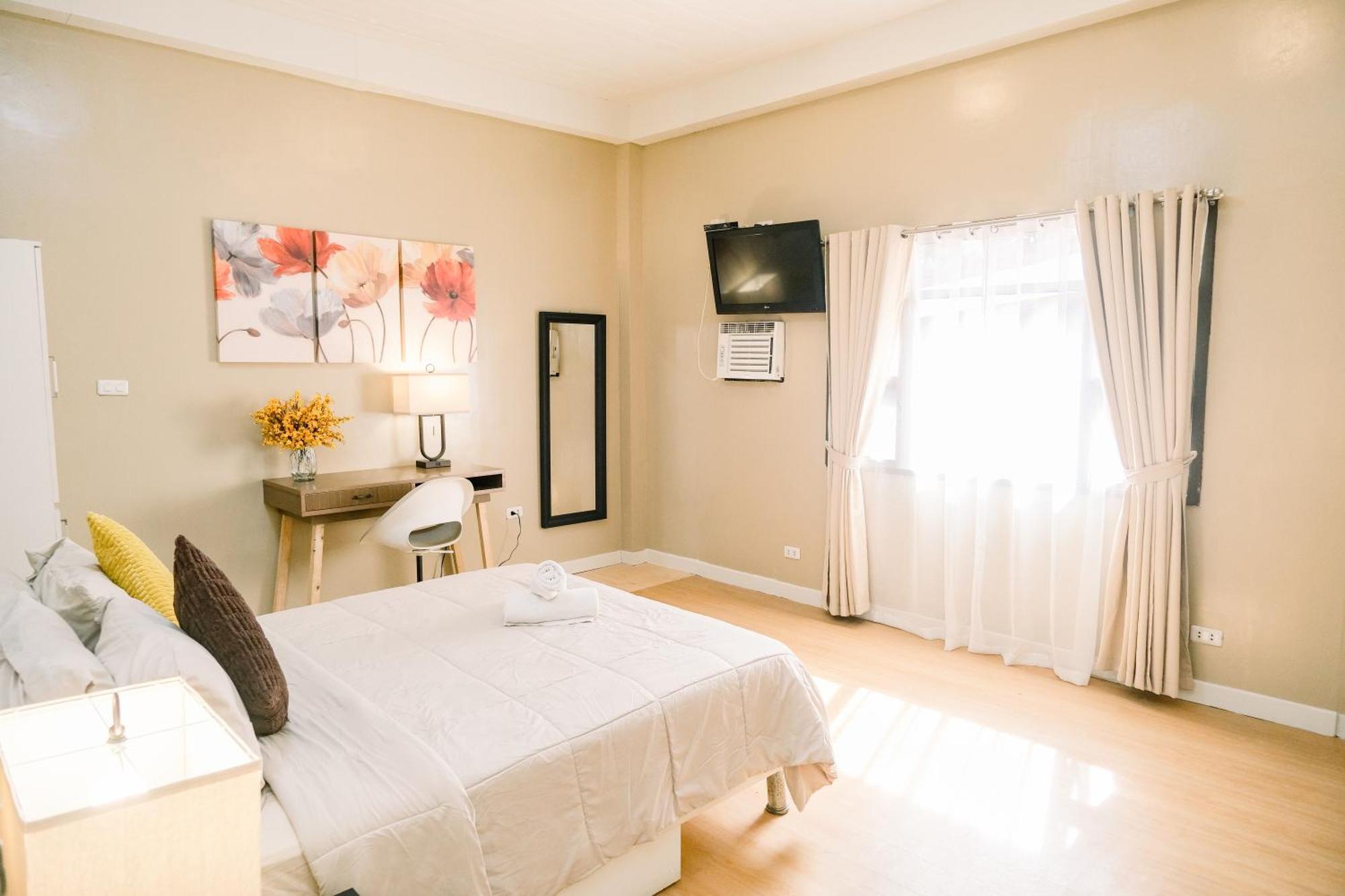 Villa Marinelli Bed And Breakfast Tagaytay City Exterior photo