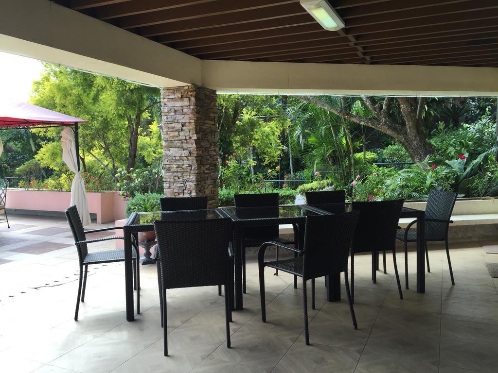 Villa Marinelli Bed And Breakfast Tagaytay City Exterior photo